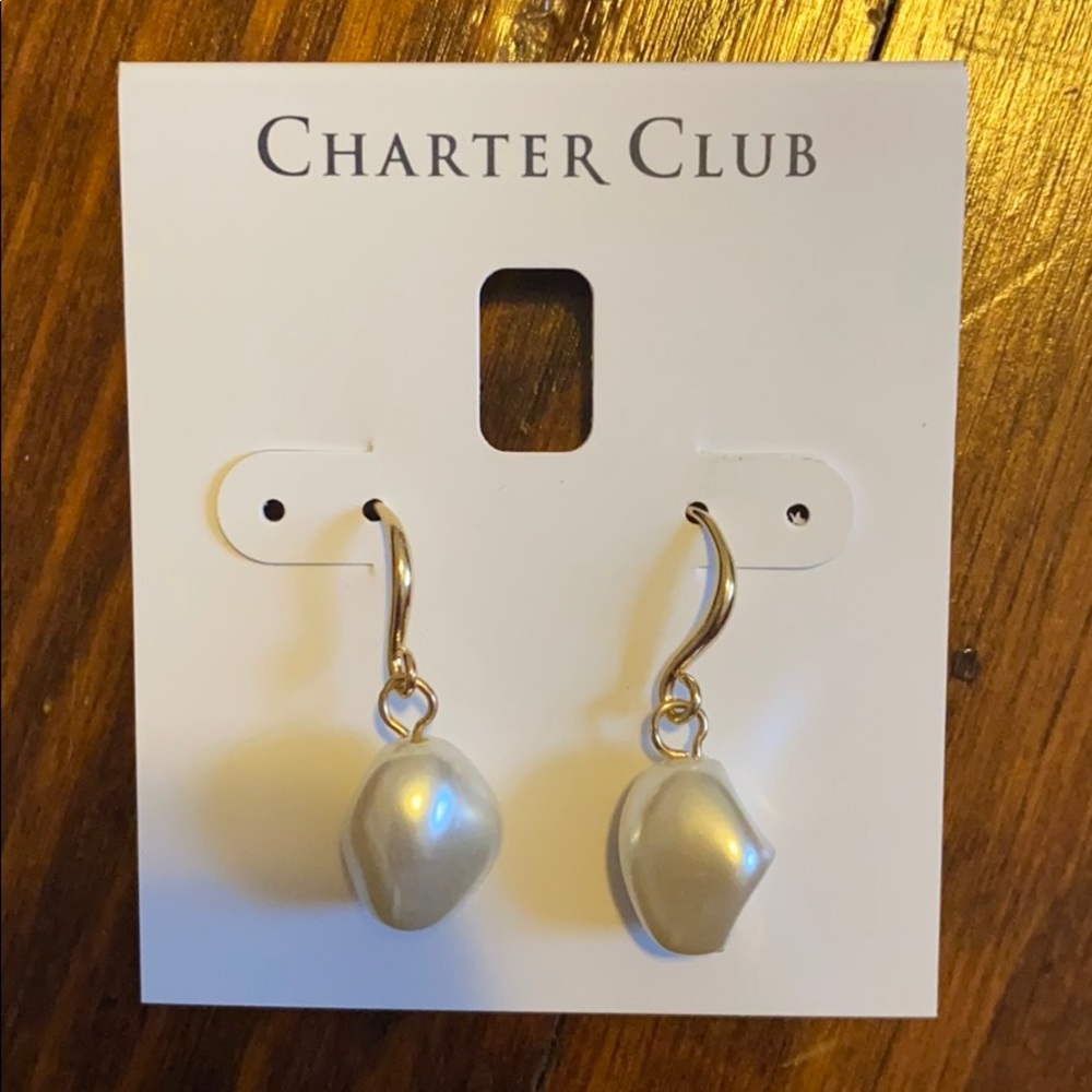 Charter Club Gold and White Dangly Earring